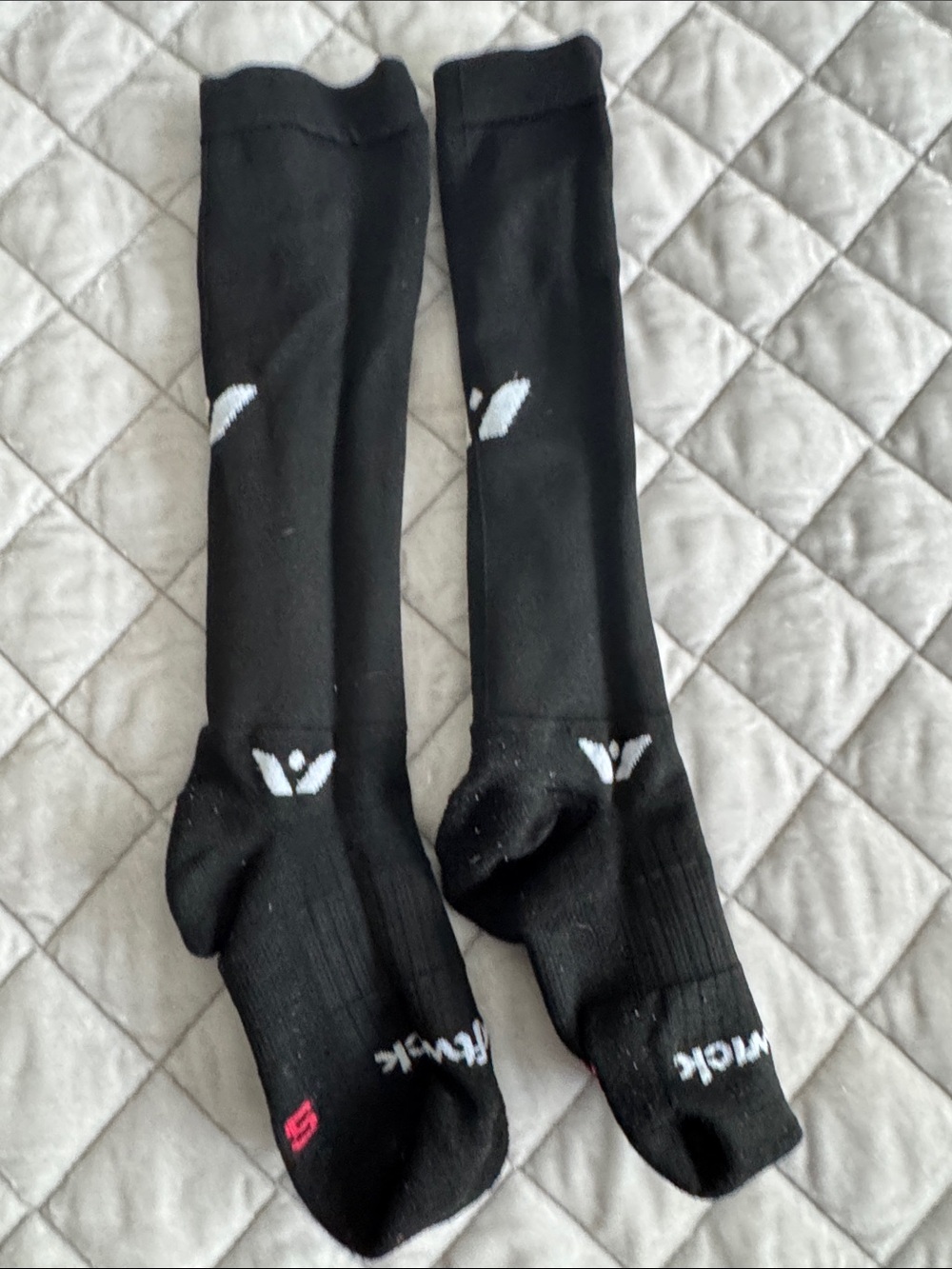 Black Performance/Compression Knee-High Running Socks - Swiftwick